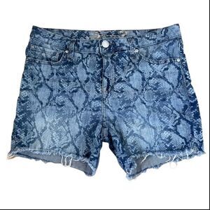 Seven 7 Animal print denim shorts ~ size 8 ~ frayed hem ~ perfect for summer